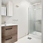 Apartmán The Red House - Affordable Living In Center