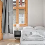 Apartmán The Red House - Affordable Living In Center *