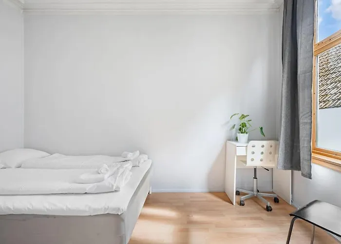 The Red House - Affordable Living In Center Apartman Bergen