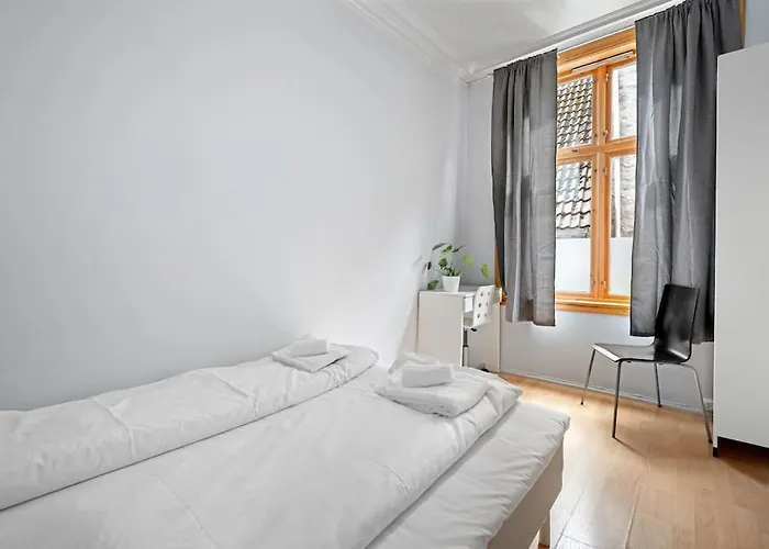 The Red House - Affordable Living In Center Apartman *